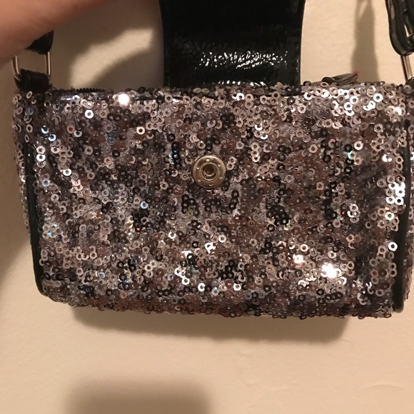 Nine West- Small- Over the shoulder-Sequined Purse - Picture 2 of 7